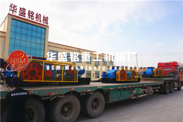 對輥破碎機發貨圖片